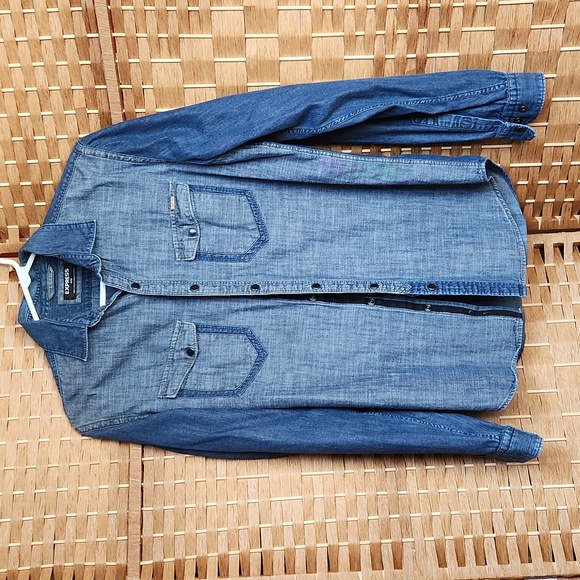 Men's Express Clothing, Size Medium Snap- Up, Casual Jean Shirt - Picture 1 of 7